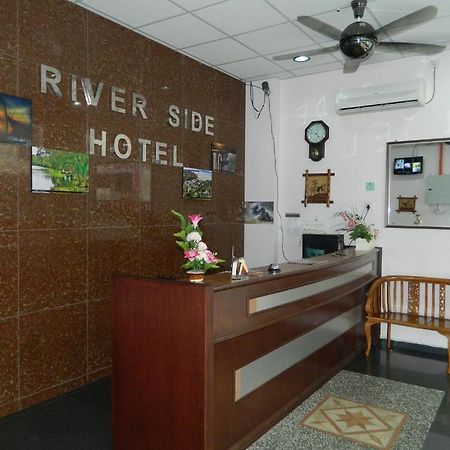 River Side Hotel Mersing Esterno foto