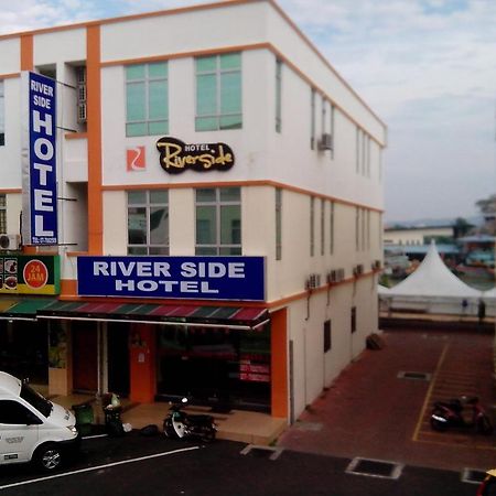 River Side Hotel Mersing Esterno foto