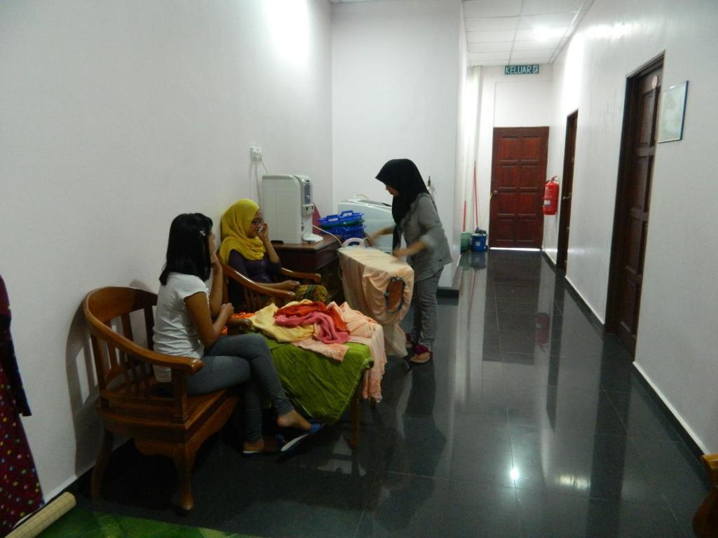 River Side Hotel Mersing Esterno foto