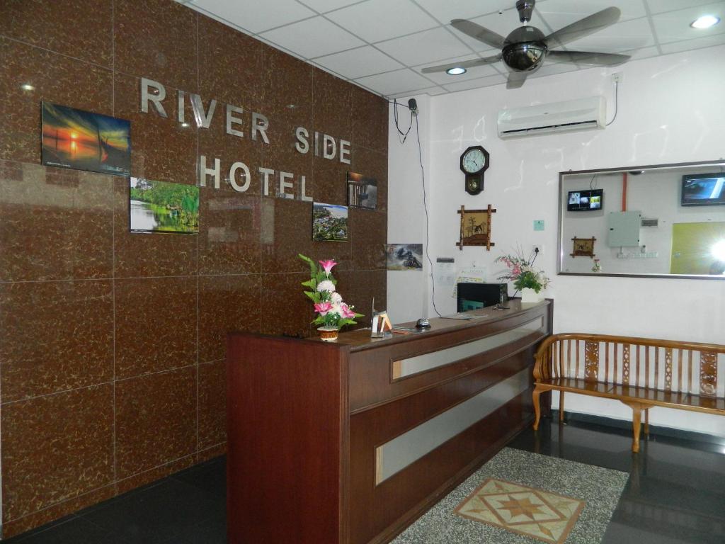 River Side Hotel Mersing Esterno foto