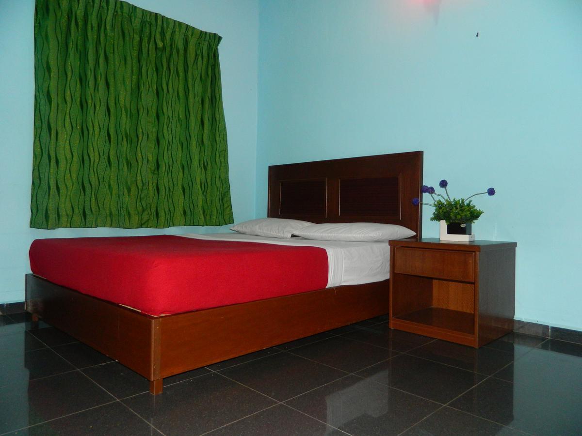 River Side Hotel Mersing Camera foto